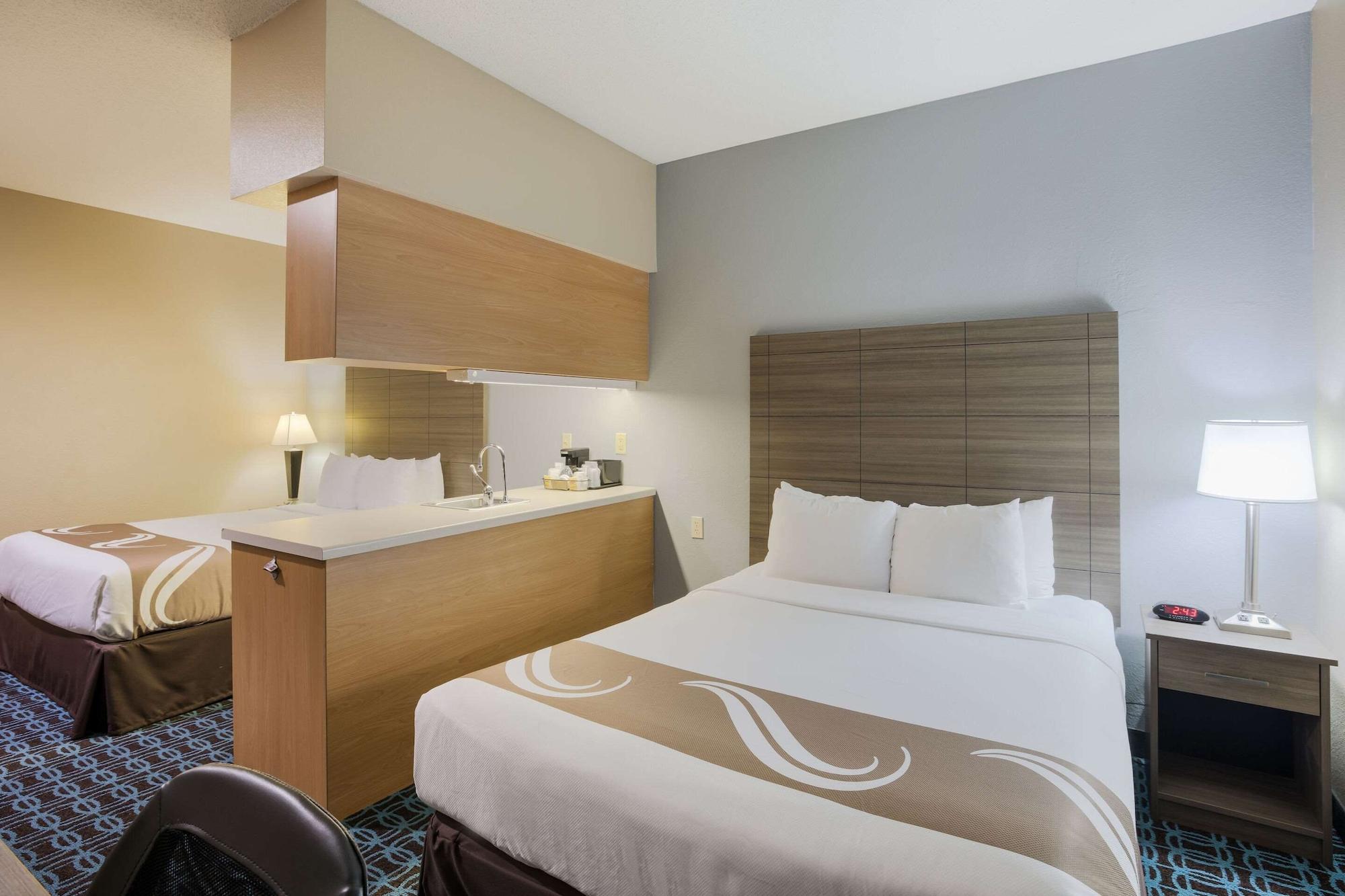 Hotel Sonesta Essential