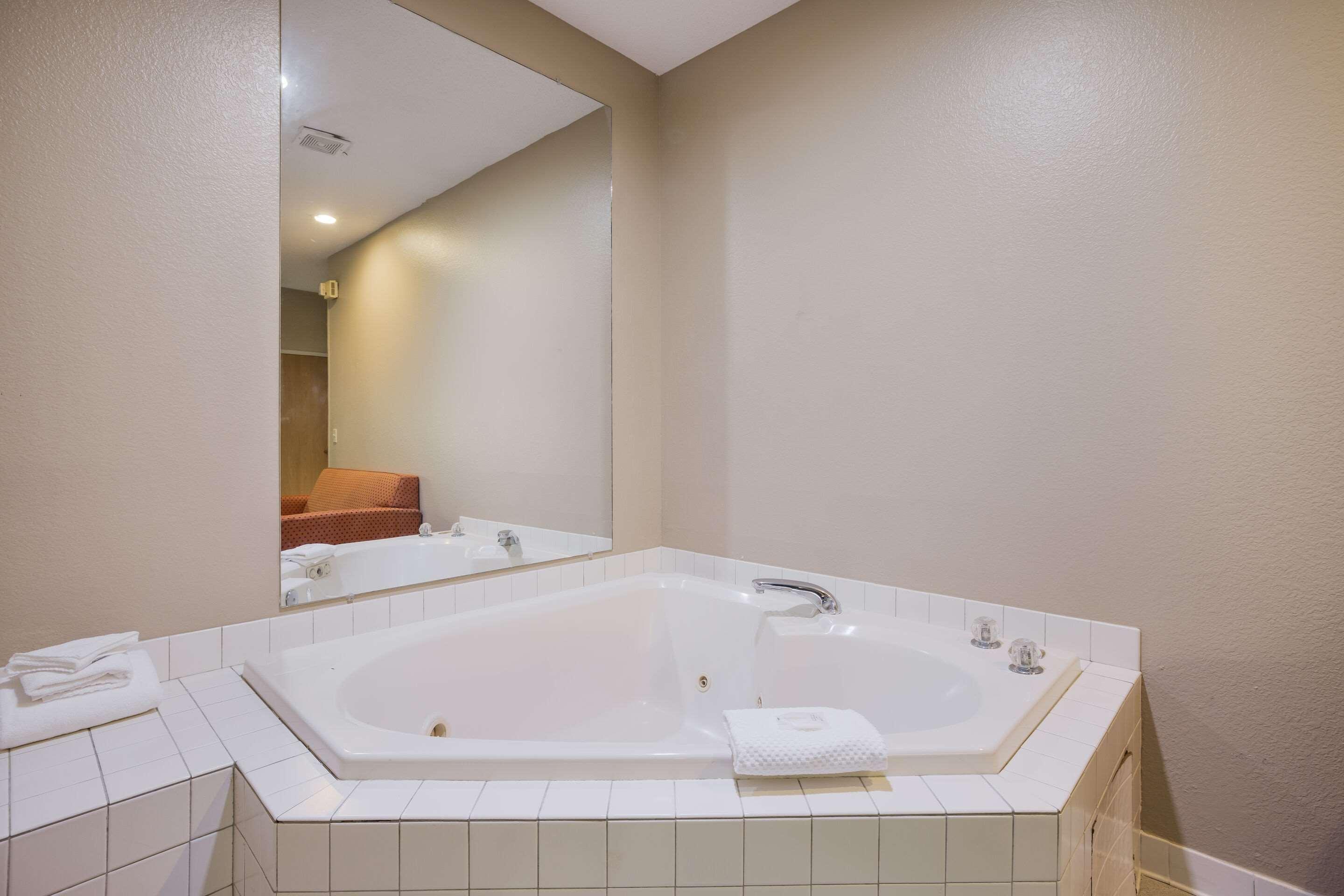 Hotel Sonesta Essential 2*