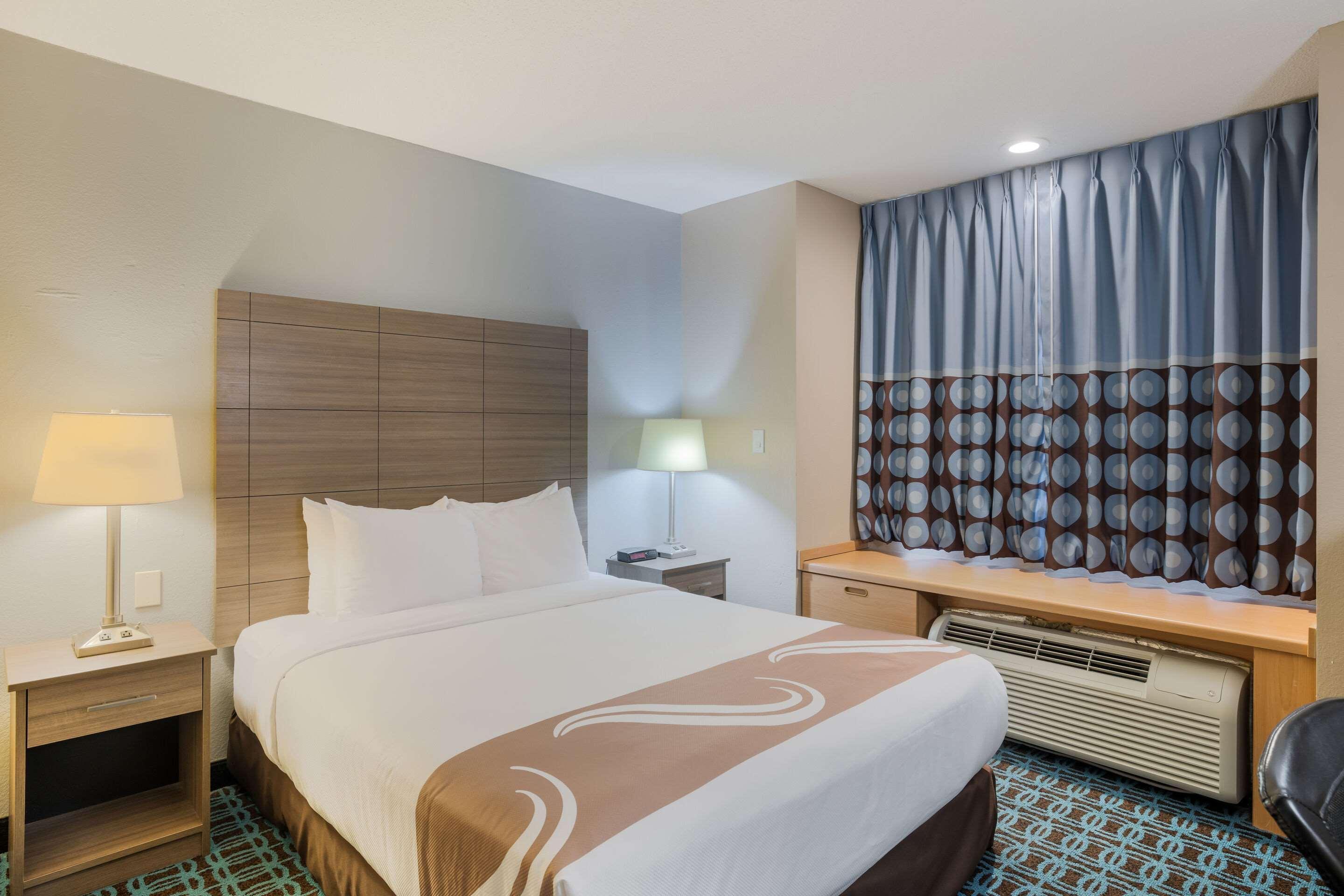 Sonesta Essential Hotel 2*