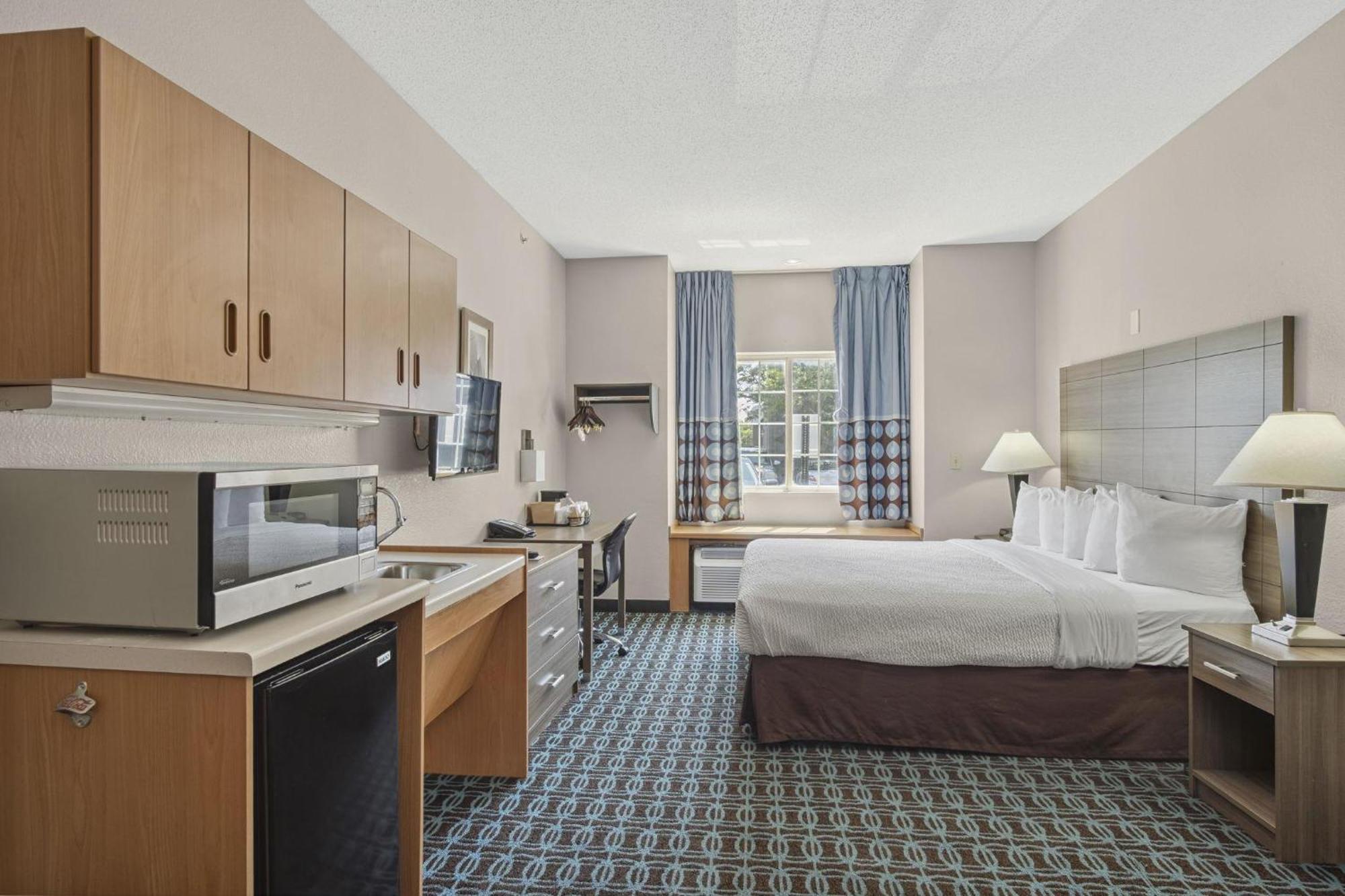 Hotel Sonesta Essential Blue Springs