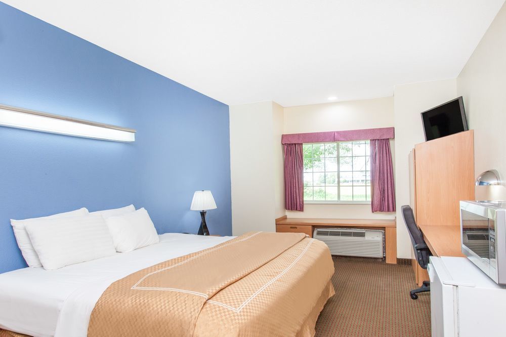 Sonesta Essential Hotel 2*