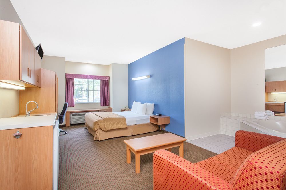 Sonesta Essential Hotel Blue Springs